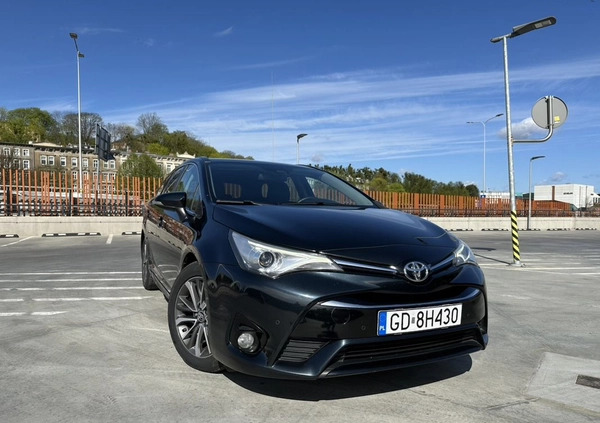 Toyota Avensis cena 67790 przebieg: 138500, rok produkcji 2017 z Gdańsk małe 436